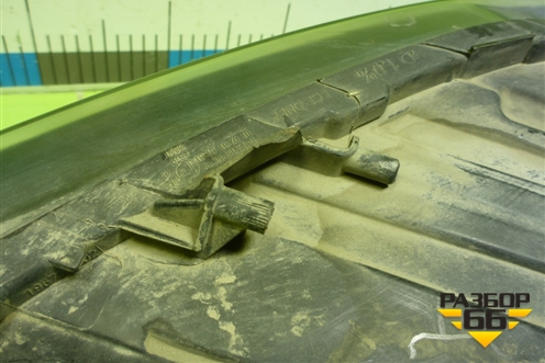 Фара правая (после 2015г галоген) (6C1941006B) для Volkswagen Polo (седан) с 2010г (Поло)