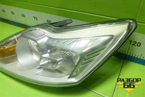 Фара левая (галоген) (8M5113W030AF) для Ford Focus 2 с 2008-2011г (Фокус)