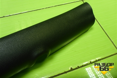 Накладка порога внутренняя переднего правого (858811R000) для Hyundai Solaris с 2010-2016г (Солярис)