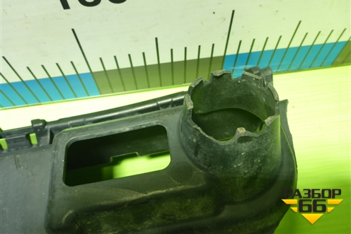 Кронштейн заднего бампера центральный (51127425449) для BMW X6 G06 с 2019г (Х6 Г06)