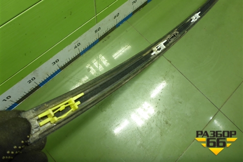 Молдинг крыши левый (хетчбэк) для Hyundai Solaris с 2010-2016г (Солярис)