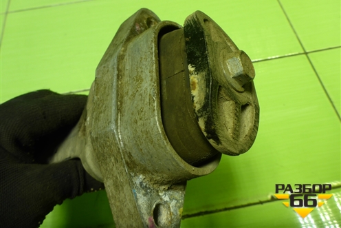 Опора двигателя задняя для Hyundai Solaris с 2010-2016г (Солярис)