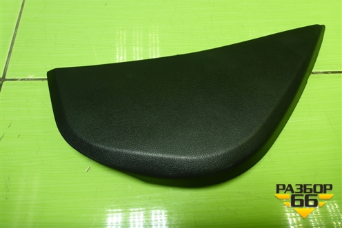 Накладка на торпедо (боковая правая) (847664L000) для Hyundai Solaris с 2010-2016г (Солярис)