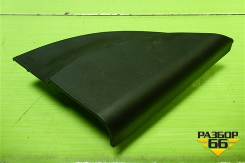 Накладка двери передней правой уголок (876601R010) для Hyundai Solaris с 2010-2016г (Солярис)