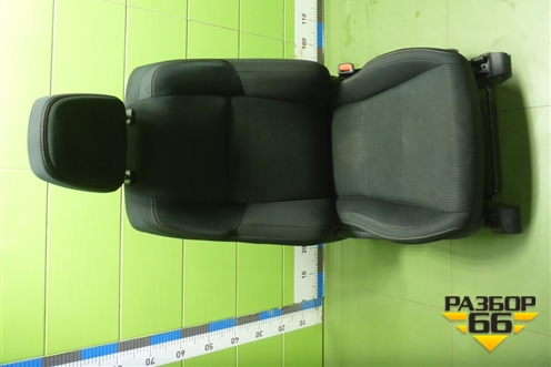 Сиденья комплект (AIR BAG подогрев) для Toyota Rav-4 с 2012-2019г (Рав 4)