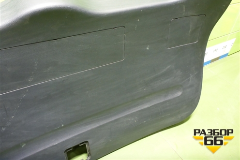 Обшивка двери багажника (6775042051) для Toyota Rav-4 с 2012-2019г (Рав 4)