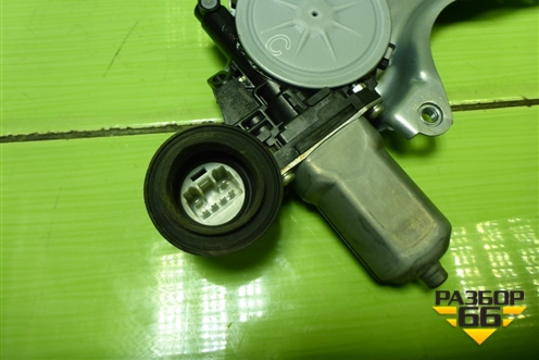 Стеклоподъёмник электрический задний правый для Toyota Rav-4 с 2012-2019г (Рав 4)