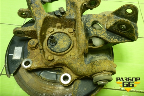 Кулак задний левый для Toyota Rav-4 с 2012-2019г (Рав 4)