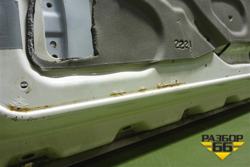 Дверь левая (810626004125) для Sitrak C7H (С7Н)