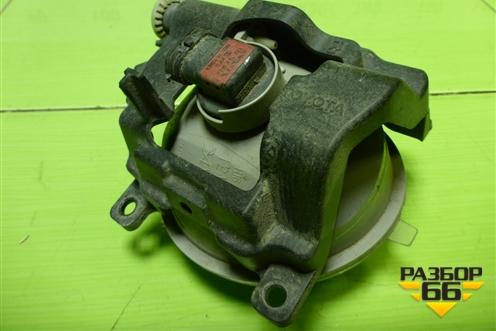 Фара противотуманная правая для Toyota Rav-4 с 2012-2019г (Рав 4)