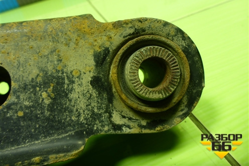 Рычаг задний нижний под пружину для Toyota Rav-4 с 2012-2019г (Рав 4)