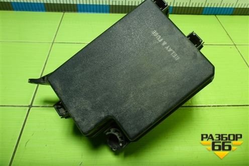 Блок предохранителей подкапотный для Toyota Rav-4 с 2012-2019г (Рав 4)