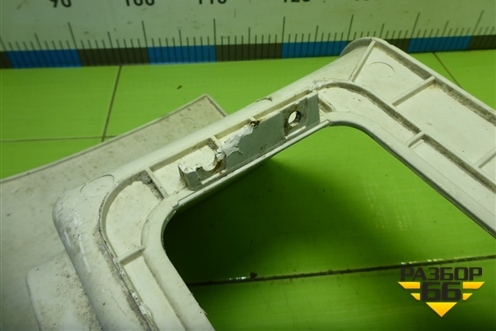 Корпус подножки левой (AZ16D424000021) для Sitrak C7H (С7Н)