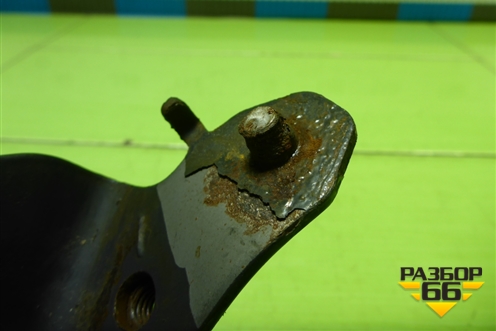 Кронштейн усилителя переднего бампера левый  (1865192) для Scania 4 Series с 1995-2005г