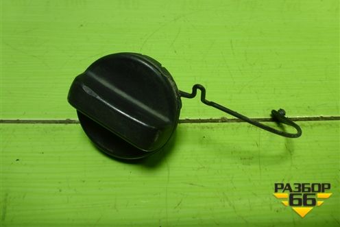 Крышка топливного бака для Toyota Rav-4 с 2012-2019г (Рав 4)