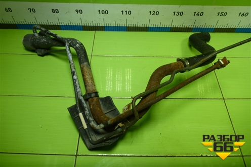 Горловина топливного бака для Toyota Corolla (E15) с 2006-2013г (Королла 150)