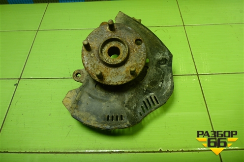 Кулак поворотный передний левый для Toyota Corolla (E15) с 2006-2013г (Королла 150)