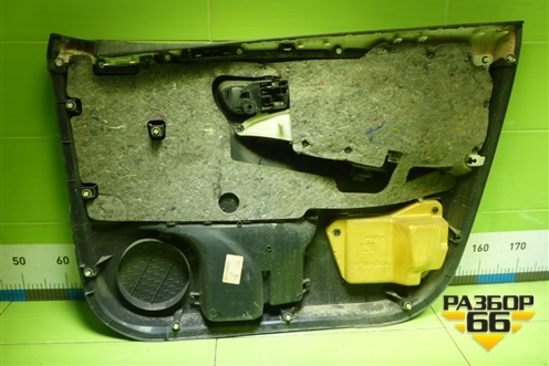 Обшивка двери передней левой под электрику (6777812220) для Toyota Corolla (E15) с 2006-2013г (Королла 150)