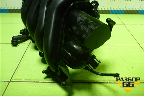 Коллектор впускной (2.0л BLY) (06F133210P) для Volkswagen Passat (B6) с 2005-2010г (Пассат Б6)