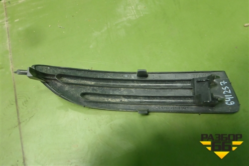 Заглушка ПТФ левая (до 2004г) (5212812070) для Toyota Corolla (E12) с 2001-2007г (Королла 120)