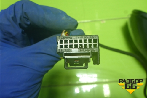 Зеркало левое электрическое (6 контактов) для Skoda Octavia (A7) с 2013г (Октавия)