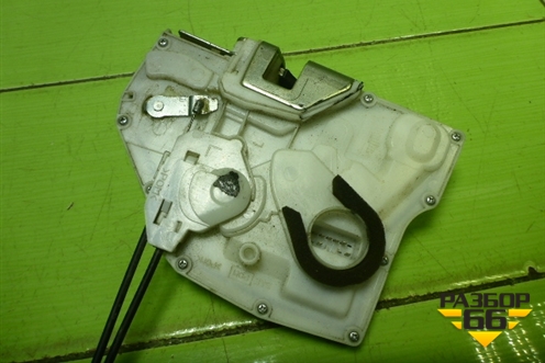 Замок двери передней левой (8220279J32) для Suzuki SX4 с 2006-2013г (СХ4)