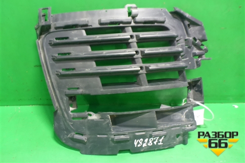 Решетка в передний бампер правая (JK52R7081BB) для Land Rover Range Rover 4 с 2013-2022г (Вог)