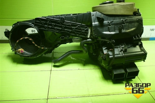 Корпус отопителя (3C11820308) для Volkswagen Passat-CC с 2008г (Пассат ЦЦ)