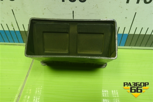 Дефлектор воздушный  (WG1642160150) для Howo HW76