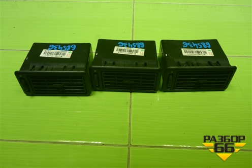 Дефлектор воздушный  (WG1642160150) для Howo HW76