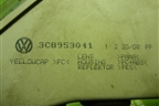 Повторитель поворота в бампер левый (3C8953041) для Volkswagen Passat-CC с 2008г (Пассат ЦЦ)