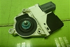 Моторчик стеклоподъёмника задний правый (3C8959704B) для Volkswagen Passat-CC с 2008г (Пассат ЦЦ)