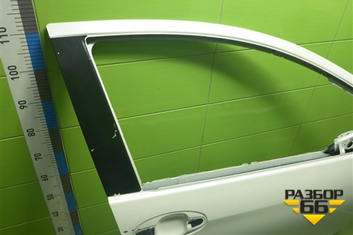 Дверь передняя правая для Toyota Vitz с 2010-2020г (Витц)