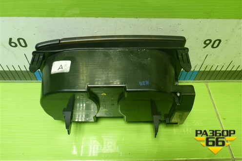 Подстаканник (в консоль) (5543860040) для Toyota Land Cruiser (200) с 2008г (Ленд Крузер)