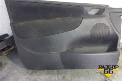 Обшивка двери передней левой под электрику (5ти дверный кузов) для Peugeot 207 с 2006-2015г